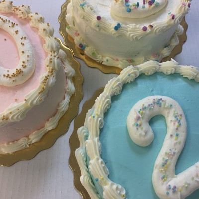 Monogram or Number Cakes 6” single layer serves 8