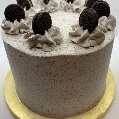 Cookies n Milk Cake 6' Double Layer Cake (serves 12-15)